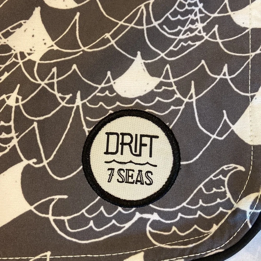 Drift board shorts